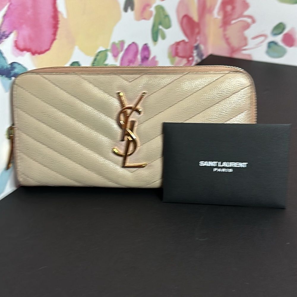 💯Authentic YSL Full Zipped Long Wallet🍀 - Picture 15 of 17